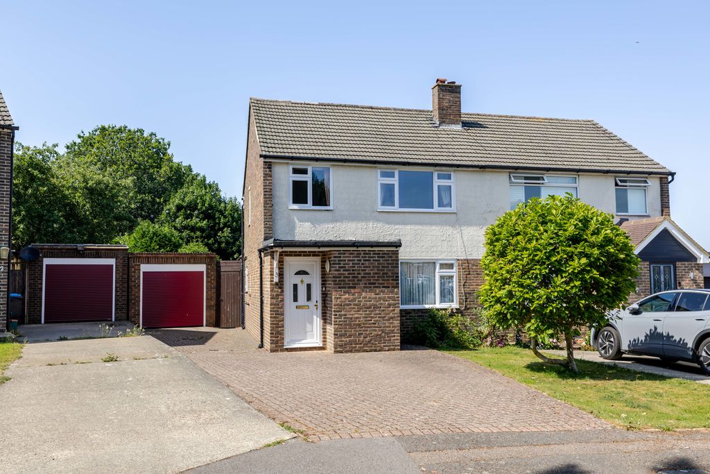Crowborough Close